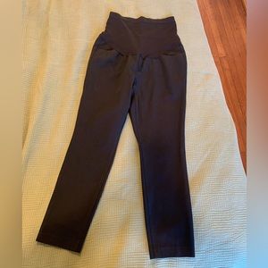 ✨Like new✨Old Navy Maternity Dress Pants